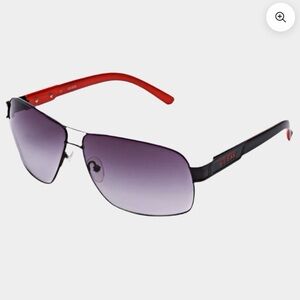 GUESS MEN METAL NAVIGATOR SUNGLASSES Black Red